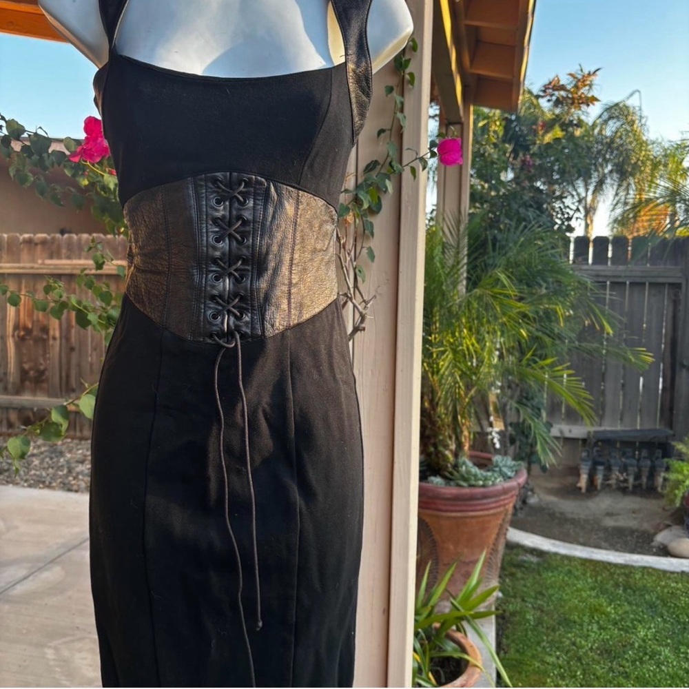 Bebe Elegant Black Garment